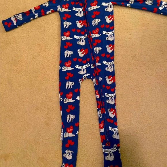 Valentine’s Love Sloth Bamboo convertible Zippy Pajamas - Picture 6 of 11